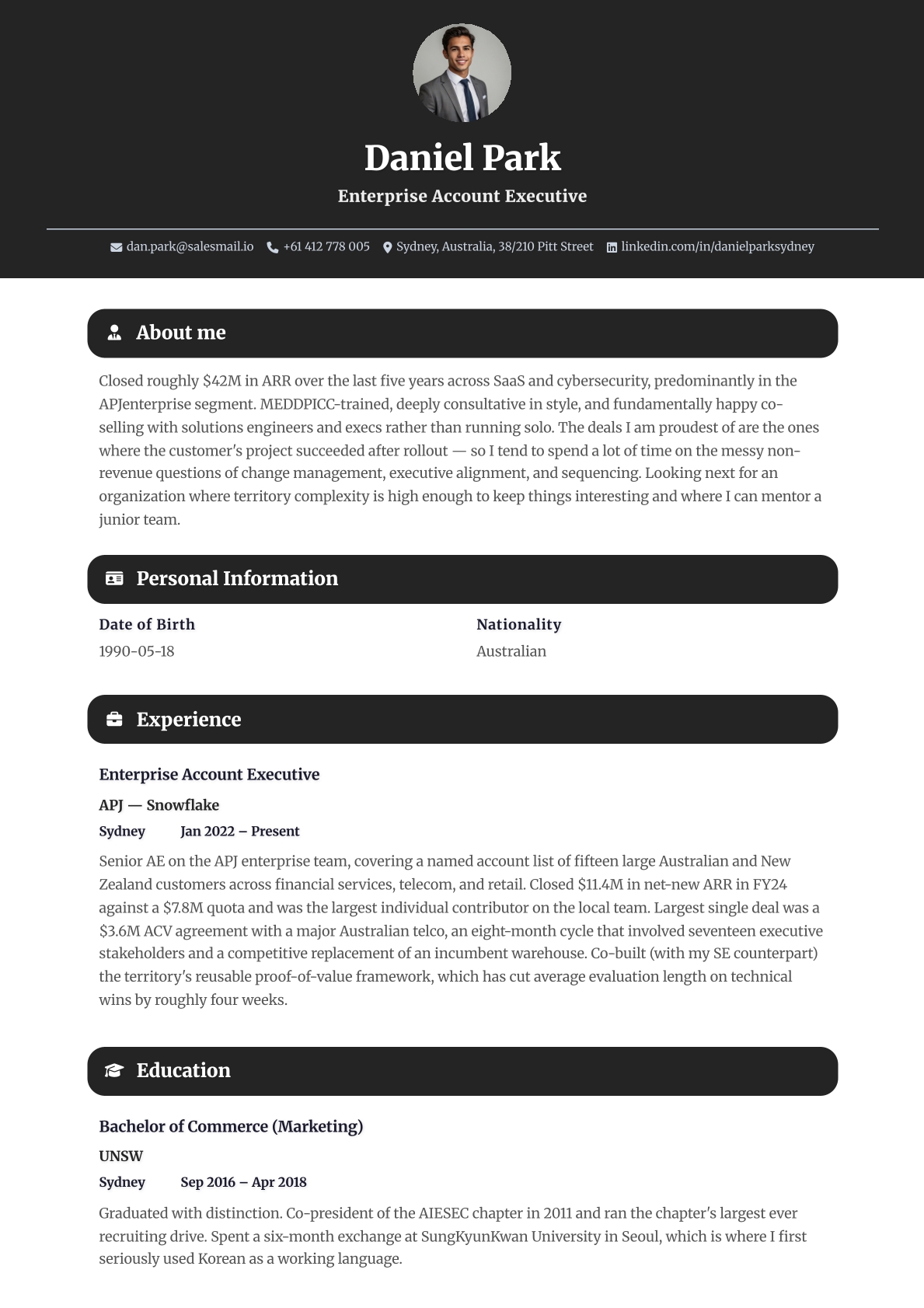 Atlas CV template preview